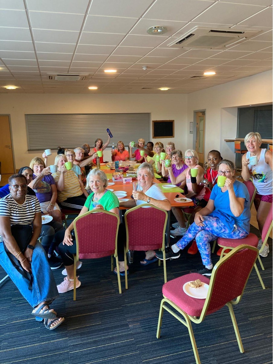RSL Walking Netballers honour former player!